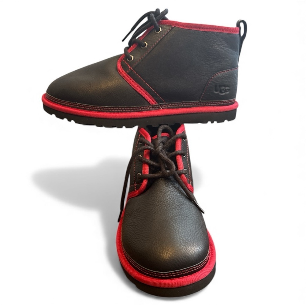 UGG Men's Neumel leather Chukka Boots black and red